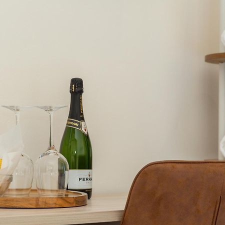 Ausentu Guest House Тортоли Экстерьер фото