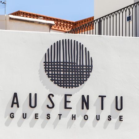 Ausentu Guest House Тортоли Экстерьер фото