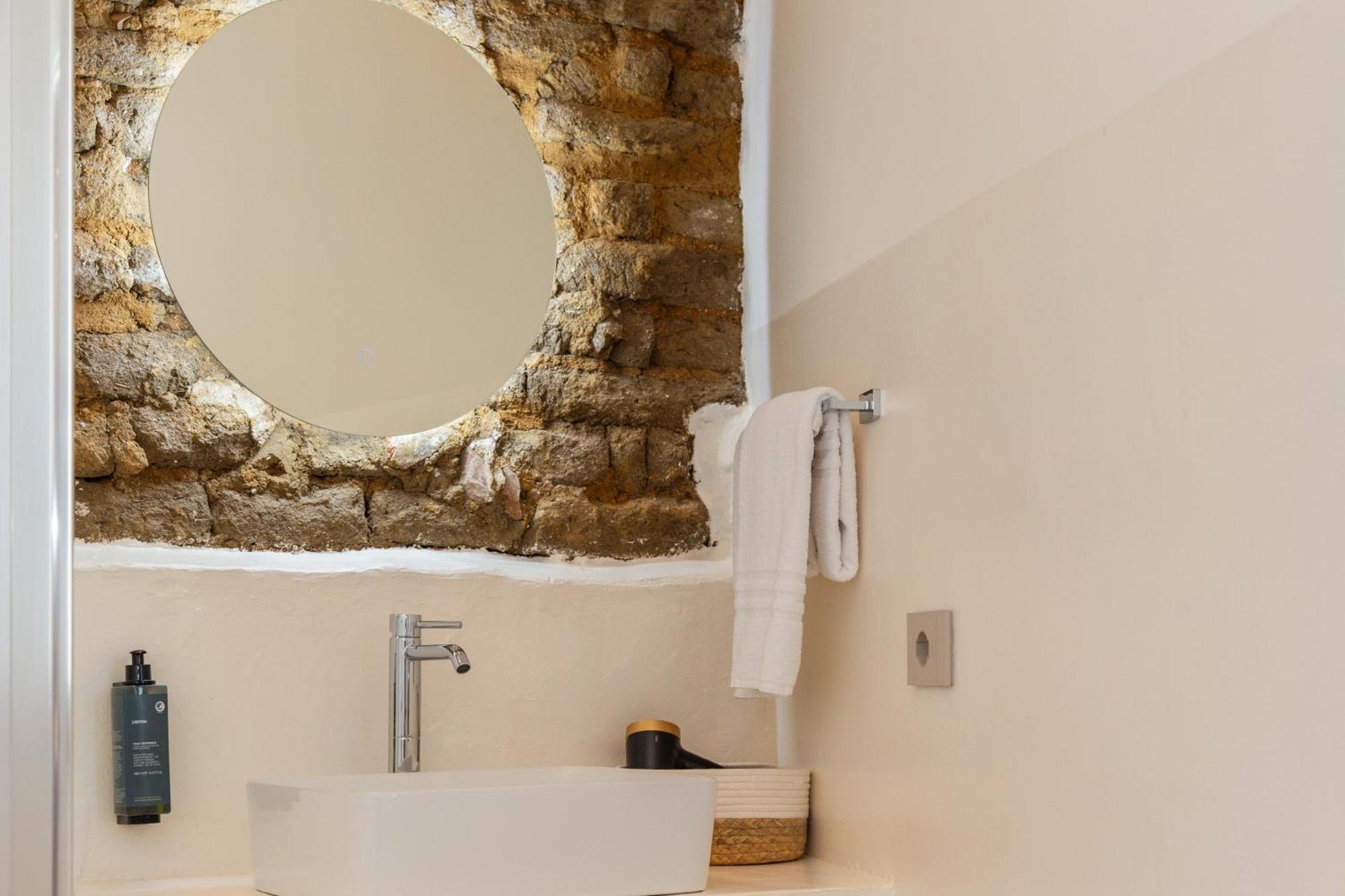 Ausentu Guest House Тортоли Экстерьер фото